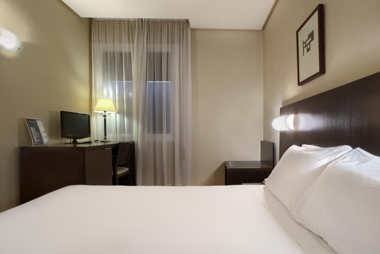 Hotel Sercotel Tudela Bardenas Pokoj fotografie